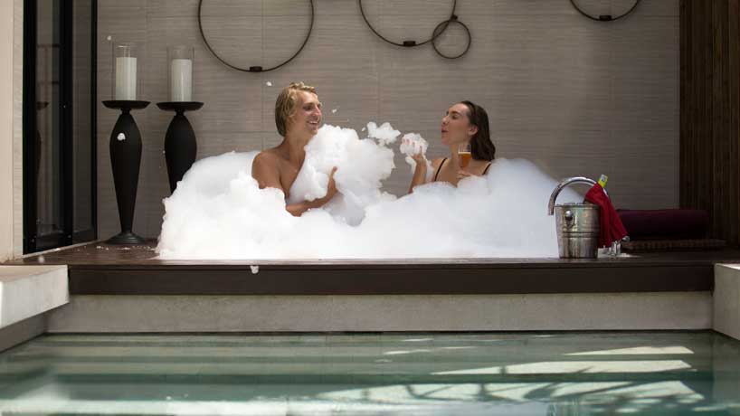 bubble bath berry amour villas