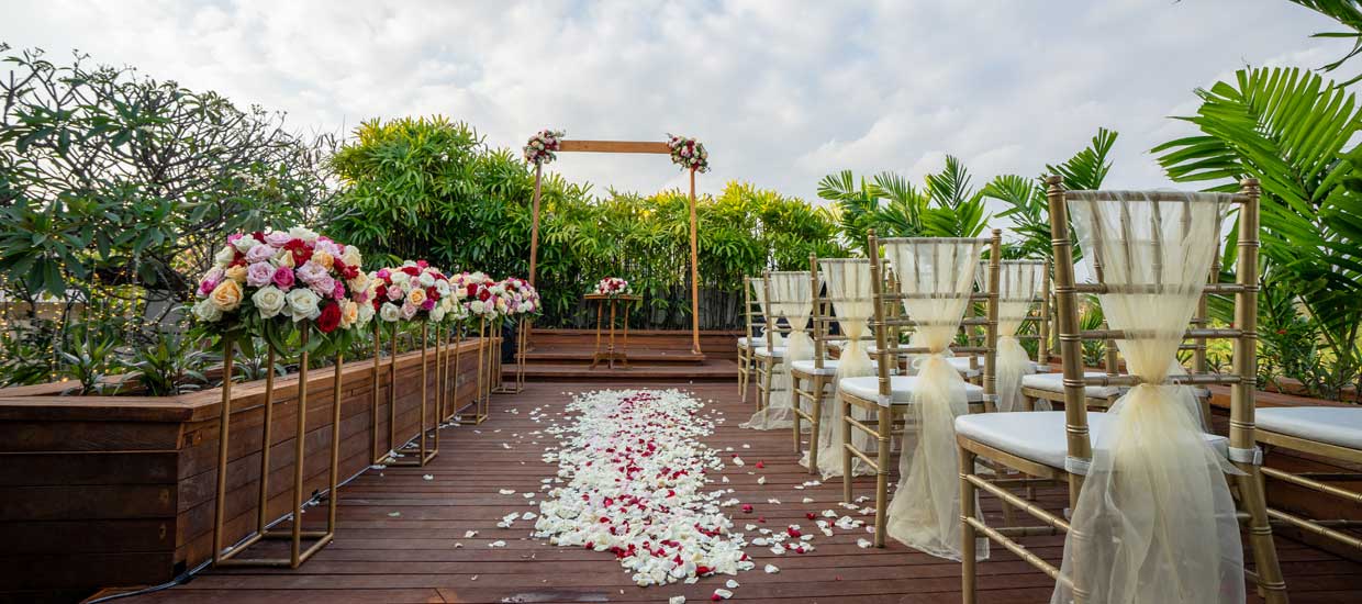 berry amour intimate wedding