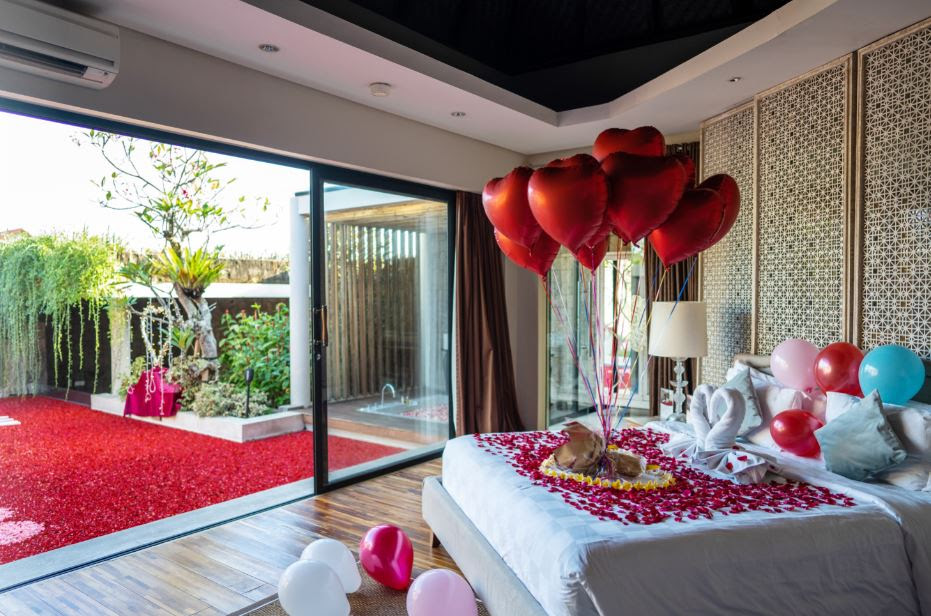 Bali Romantic Villas ﻿Proposal Decorations